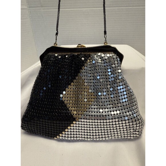 Vintage Black Silver Gold Metallic Zippered Evening Bag Purse Chain Strap - Picture 7 of 11